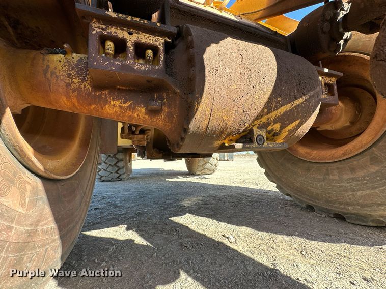 image for item OM9779 2010 Caterpillar  972H wheel loader