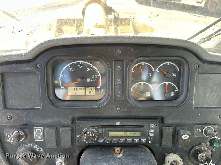 image for item OM9779 2010 Caterpillar  972H wheel loader