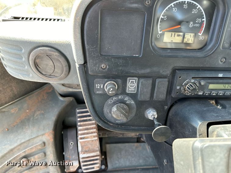 image for item OM9779 2010 Caterpillar  972H wheel loader