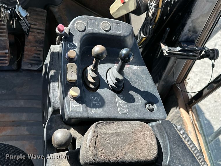 image for item OM9779 2010 Caterpillar  972H wheel loader