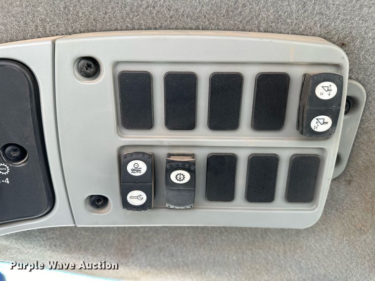 image for item OM9779 2010 Caterpillar  972H wheel loader