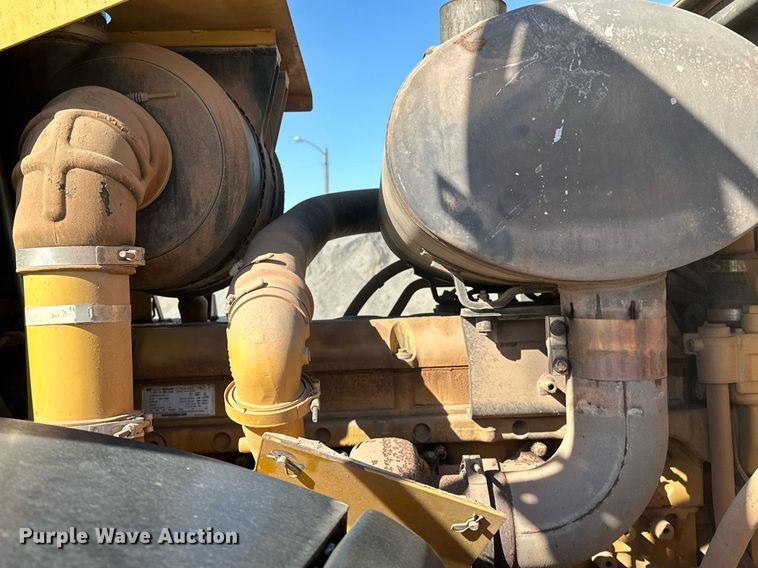 image for item OM9779 2010 Caterpillar  972H wheel loader