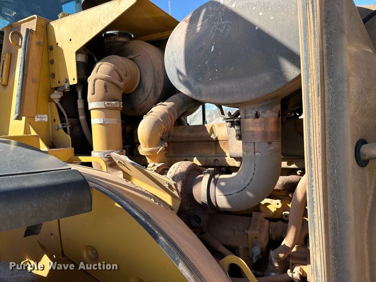 image for item OM9779 2010 Caterpillar  972H wheel loader