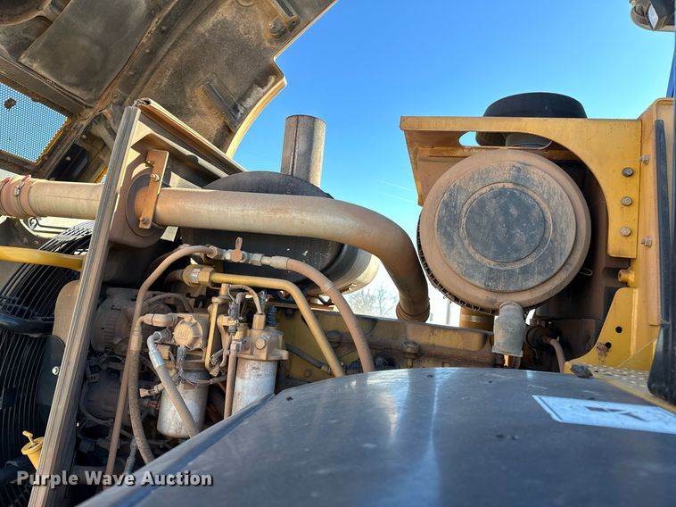 image for item OM9779 2010 Caterpillar  972H wheel loader