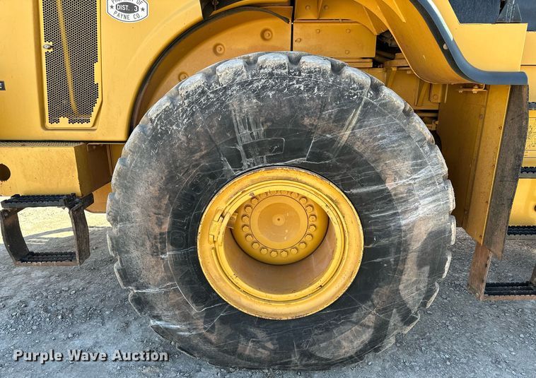 image for item OM9779 2010 Caterpillar  972H wheel loader