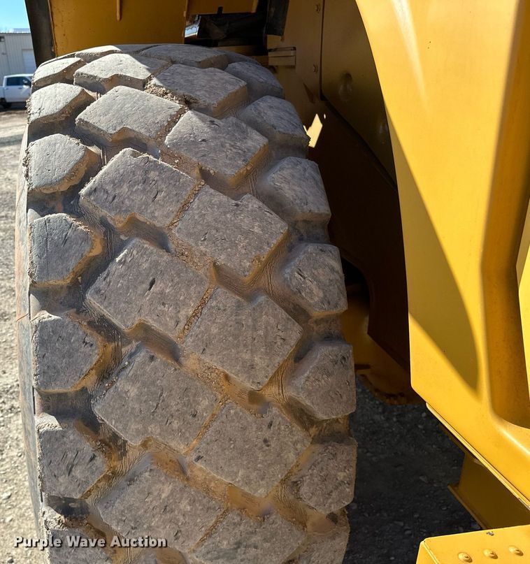 image for item OM9779 2010 Caterpillar  972H wheel loader