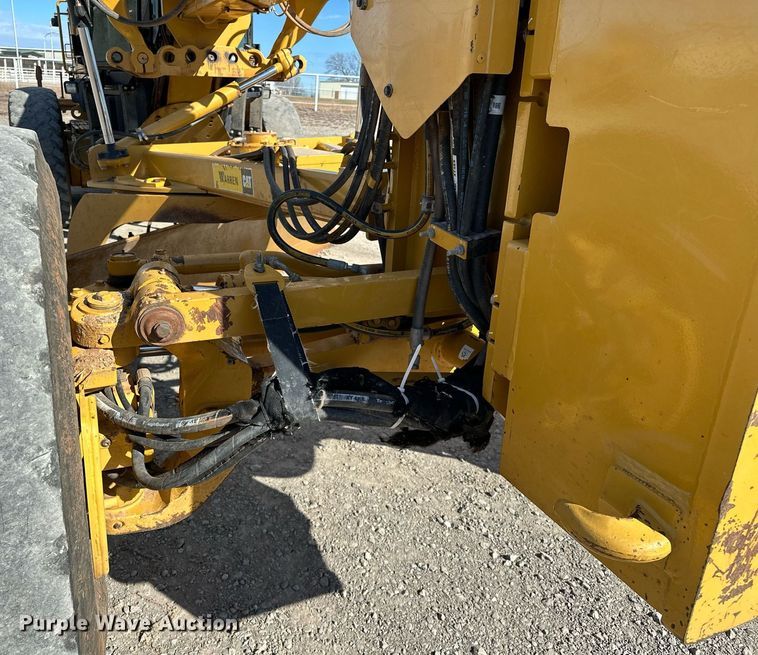 image for item OM9780 2014 Caterpillar  140M3 AWD motor grader