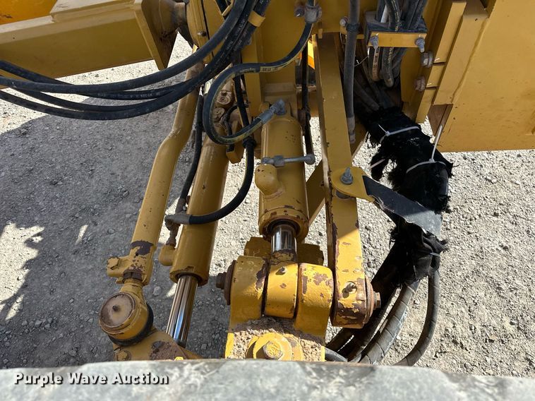 image for item OM9780 2014 Caterpillar  140M3 AWD motor grader