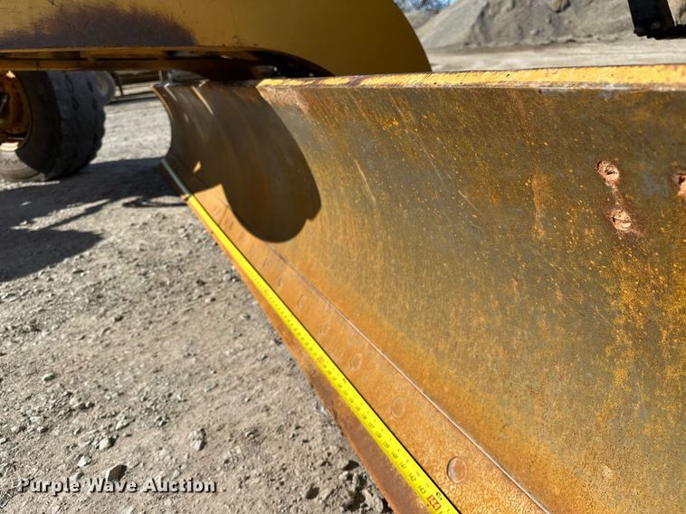 image for item OM9780 2014 Caterpillar  140M3 AWD motor grader