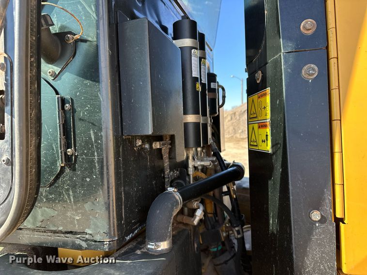 image for item OM9780 2014 Caterpillar  140M3 AWD motor grader