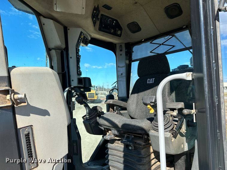 image for item OM9780 2014 Caterpillar  140M3 AWD motor grader