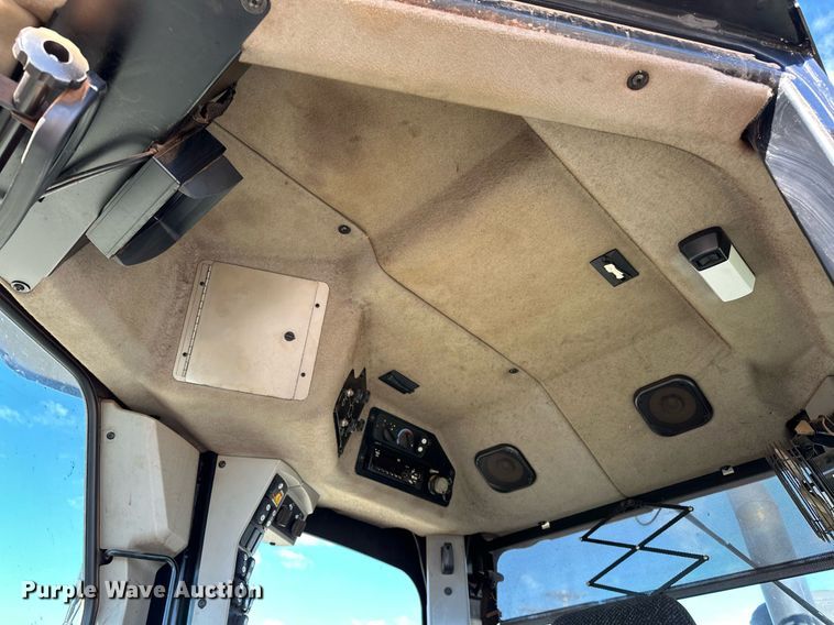 image for item OM9780 2014 Caterpillar  140M3 AWD motor grader