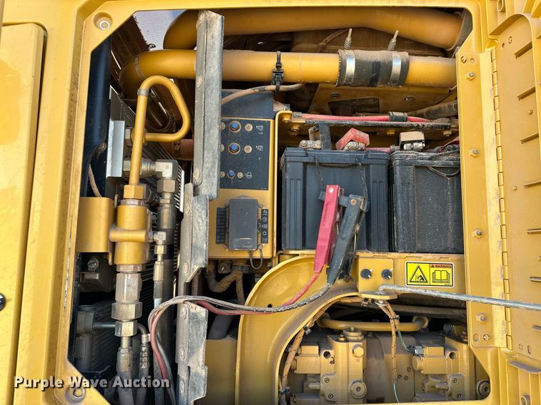 image for item OM9780 2014 Caterpillar  140M3 AWD motor grader