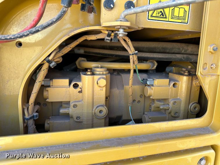 image for item OM9780 2014 Caterpillar  140M3 AWD motor grader