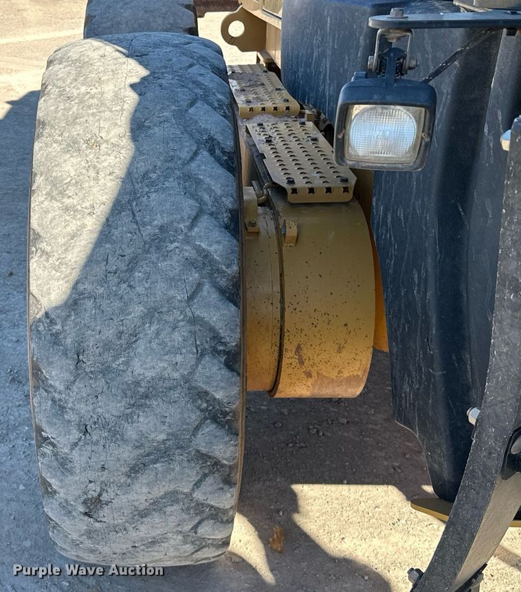 image for item OM9780 2014 Caterpillar  140M3 AWD motor grader