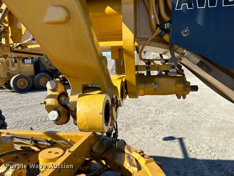 image for item OM9781 2018 Caterpillar  140M3 AWD motor grader