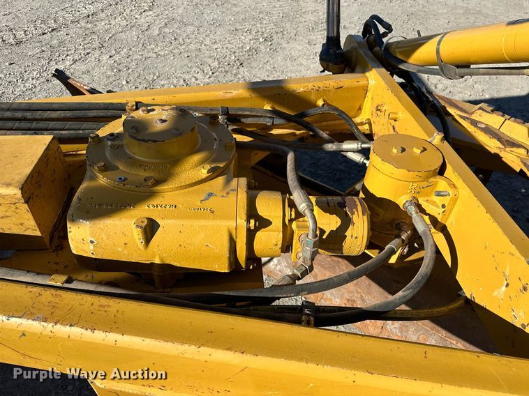 image for item OM9781 2018 Caterpillar  140M3 AWD motor grader