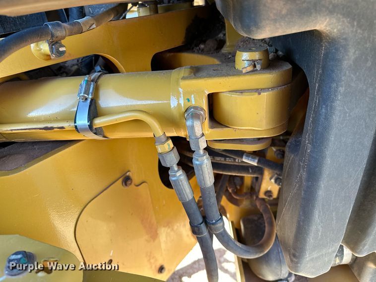 image for item OM9781 2018 Caterpillar  140M3 AWD motor grader
