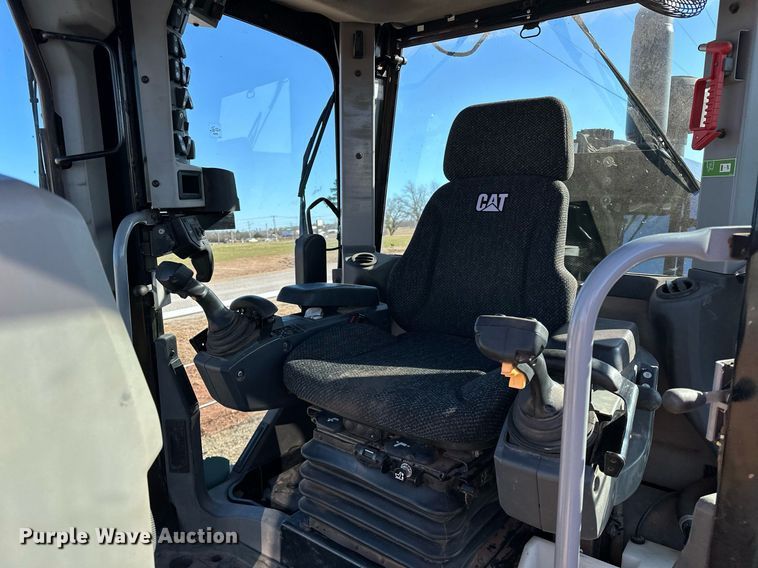 image for item OM9781 2018 Caterpillar  140M3 AWD motor grader