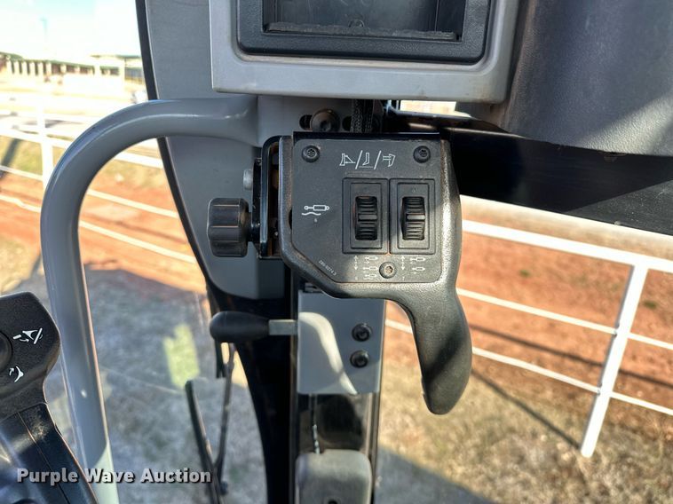 image for item OM9781 2018 Caterpillar  140M3 AWD motor grader