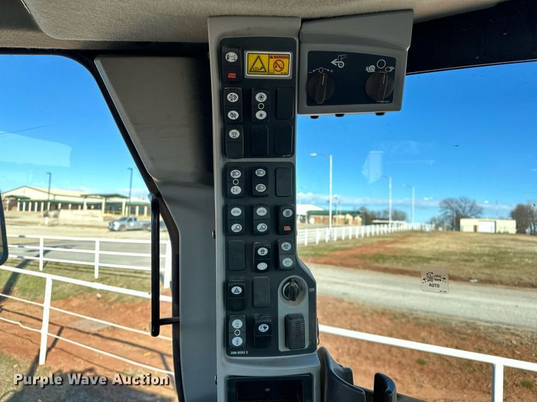 image for item OM9781 2018 Caterpillar  140M3 AWD motor grader