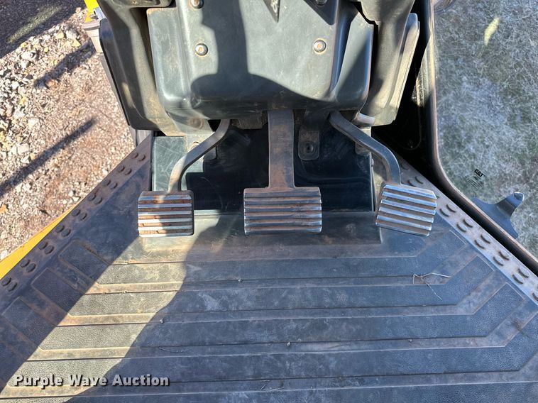 image for item OM9781 2018 Caterpillar  140M3 AWD motor grader