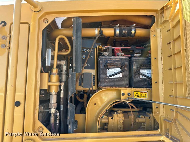 image for item OM9781 2018 Caterpillar  140M3 AWD motor grader