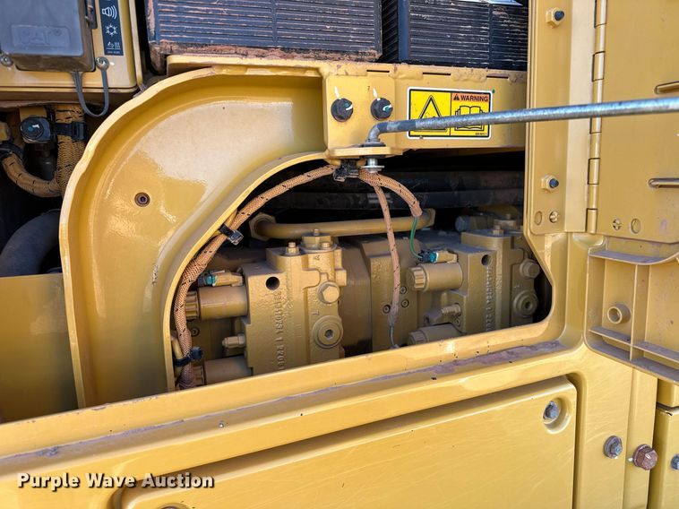 image for item OM9781 2018 Caterpillar  140M3 AWD motor grader