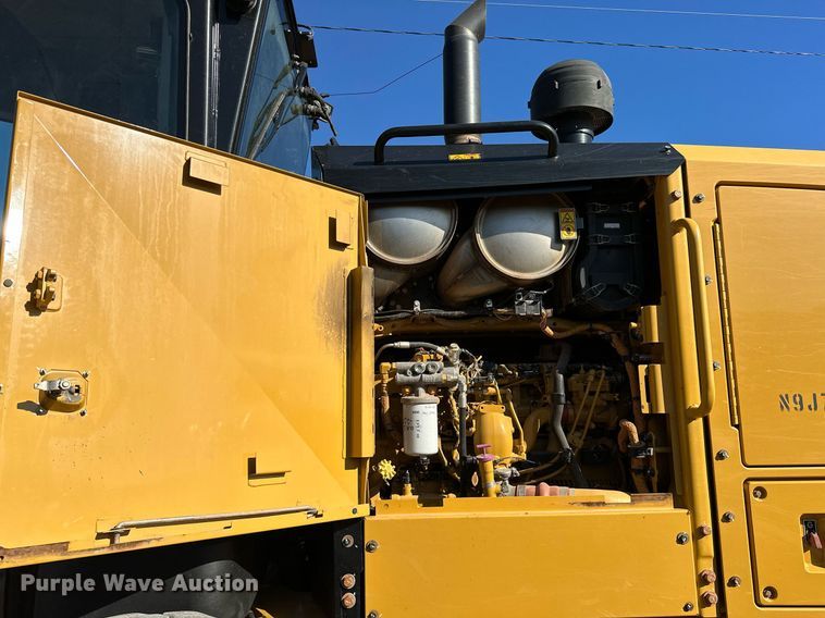 image for item OM9781 2018 Caterpillar  140M3 AWD motor grader