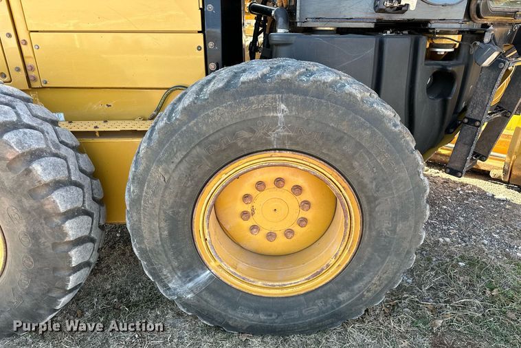 image for item OM9781 2018 Caterpillar  140M3 AWD motor grader