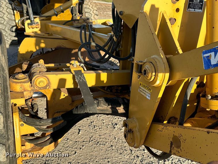 image for item OM9782 2014 Caterpillar  140M3 AWD motor grader
