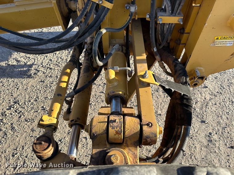 image for item OM9782 2014 Caterpillar  140M3 AWD motor grader