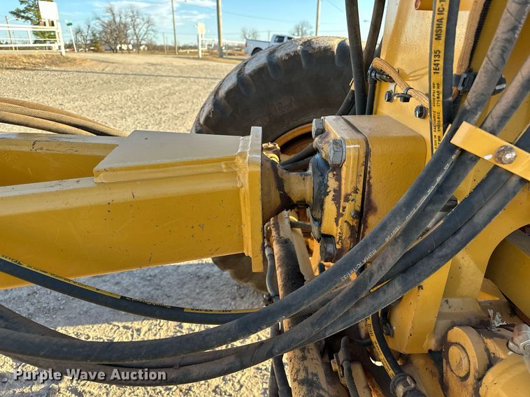 image for item OM9782 2014 Caterpillar  140M3 AWD motor grader