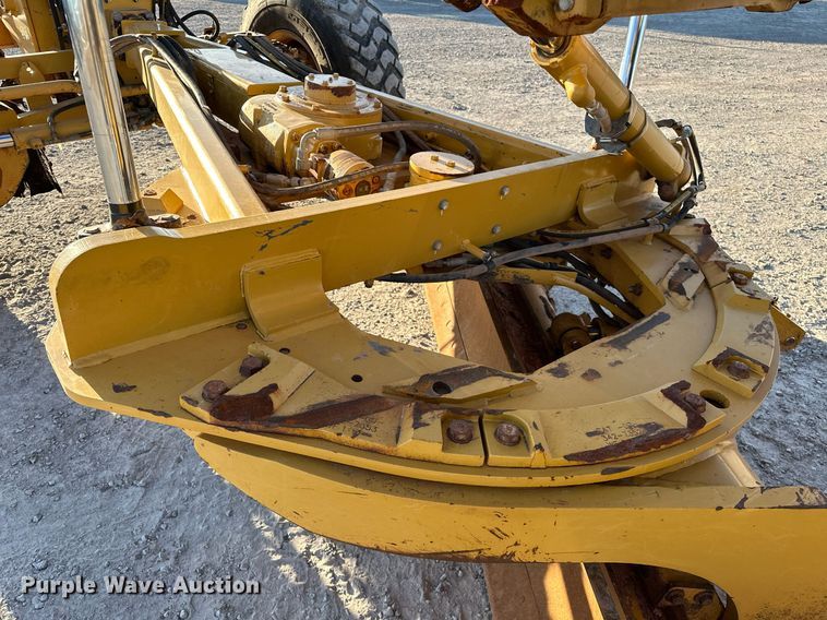 image for item OM9782 2014 Caterpillar  140M3 AWD motor grader