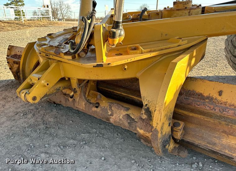 image for item OM9782 2014 Caterpillar  140M3 AWD motor grader