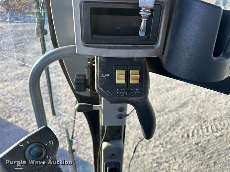 image for item OM9782 2014 Caterpillar  140M3 AWD motor grader