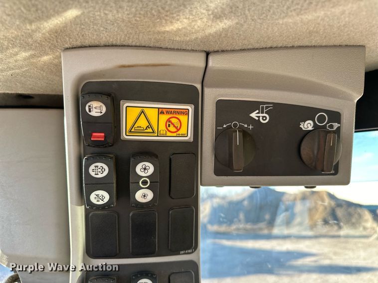 image for item OM9782 2014 Caterpillar  140M3 AWD motor grader