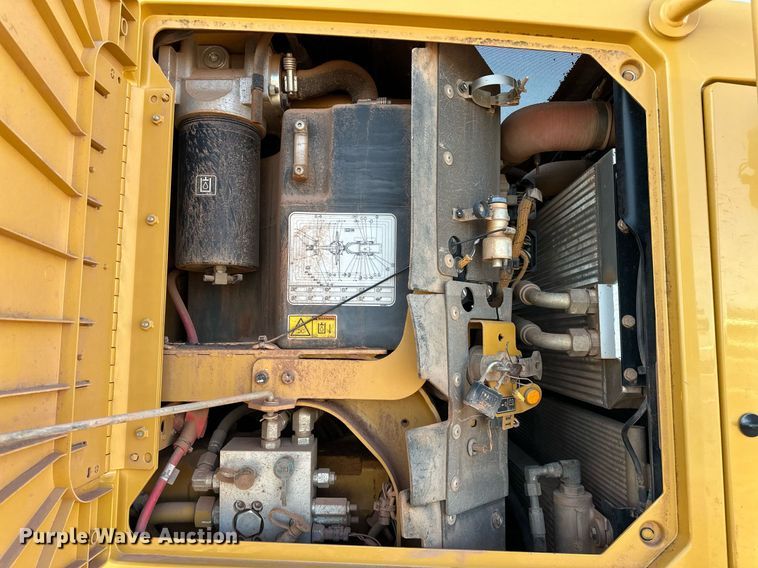 image for item OM9782 2014 Caterpillar  140M3 AWD motor grader