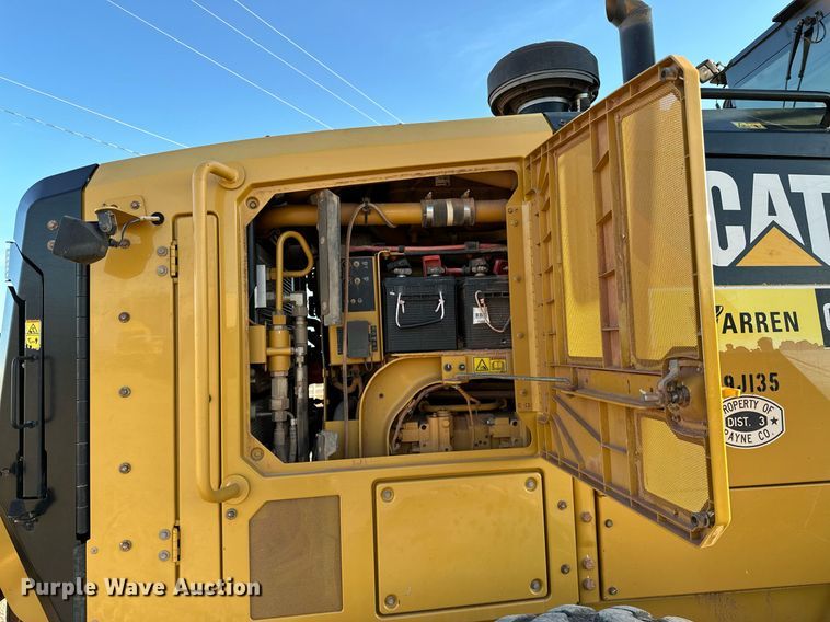 image for item OM9782 2014 Caterpillar  140M3 AWD motor grader