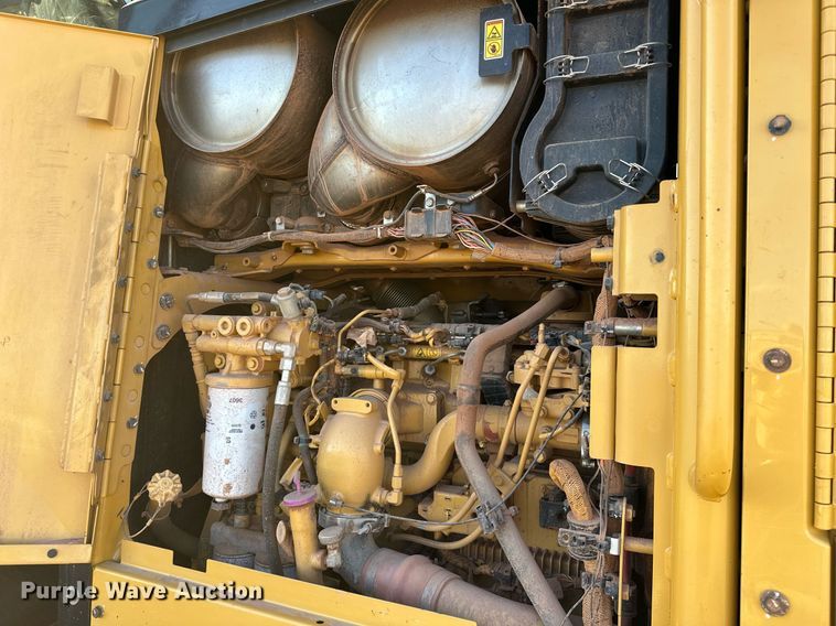 image for item OM9782 2014 Caterpillar  140M3 AWD motor grader