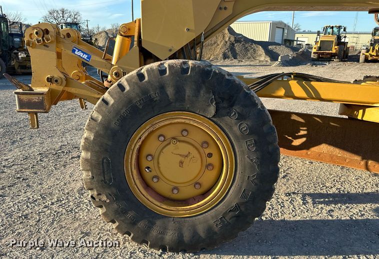 image for item OM9782 2014 Caterpillar  140M3 AWD motor grader