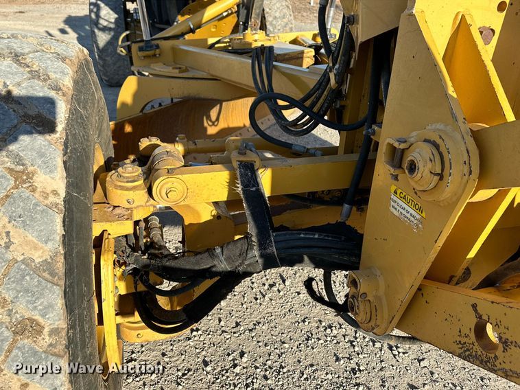 image for item OM9783 2014 Caterpillar  140M3 AWD motor grader