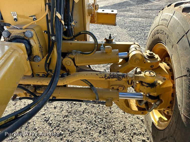 image for item OM9783 2014 Caterpillar  140M3 AWD motor grader