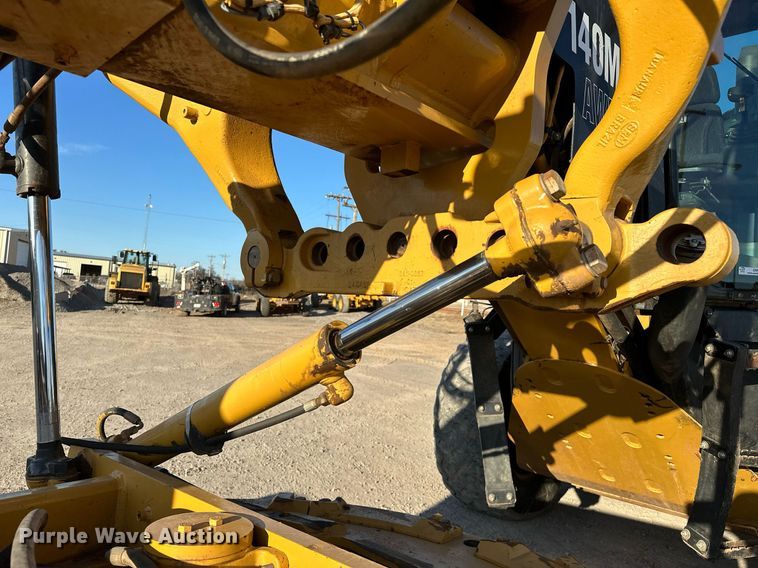 image for item OM9783 2014 Caterpillar  140M3 AWD motor grader