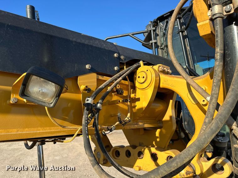 image for item OM9783 2014 Caterpillar  140M3 AWD motor grader