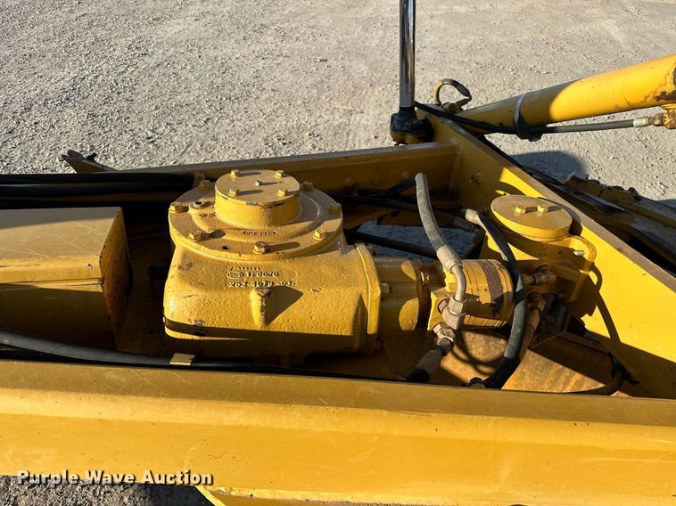 image for item OM9783 2014 Caterpillar  140M3 AWD motor grader