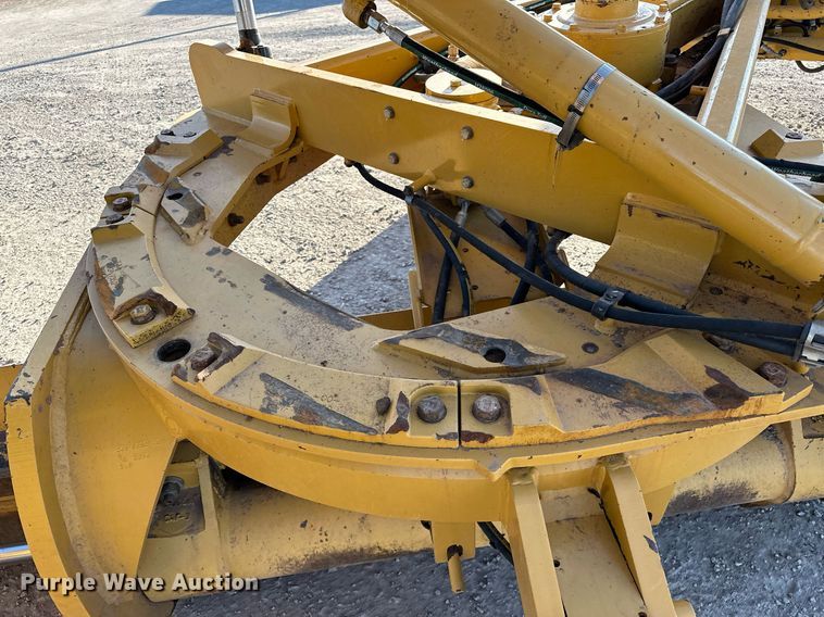 image for item OM9783 2014 Caterpillar  140M3 AWD motor grader