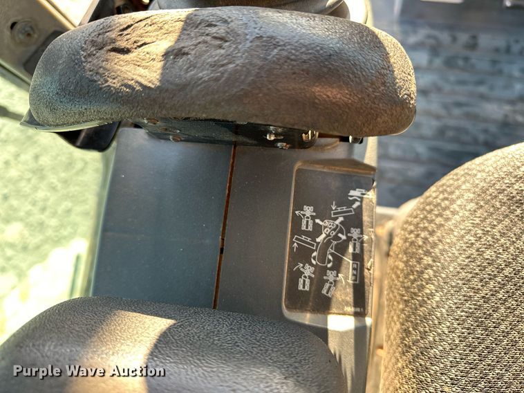 image for item OM9783 2014 Caterpillar  140M3 AWD motor grader