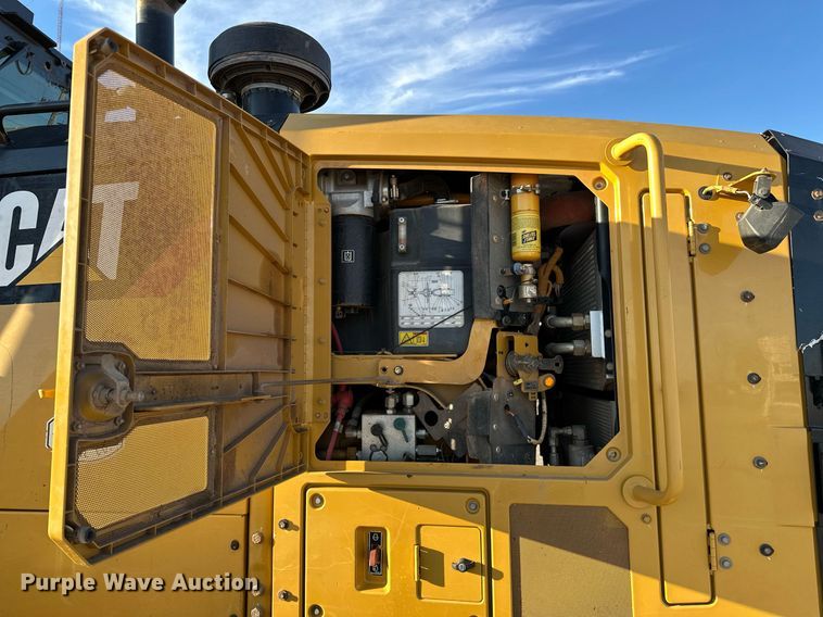 image for item OM9783 2014 Caterpillar  140M3 AWD motor grader