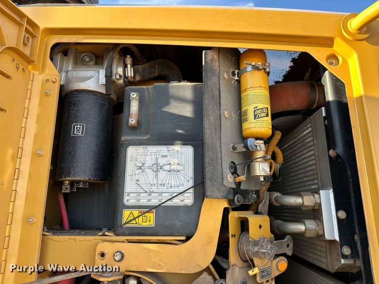 image for item OM9783 2014 Caterpillar  140M3 AWD motor grader